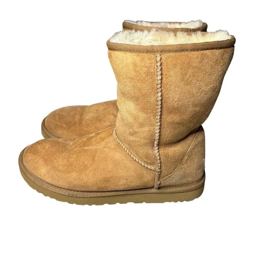 UGG Classic Short Shearling Winter Boots Chestnut Tan Size 9